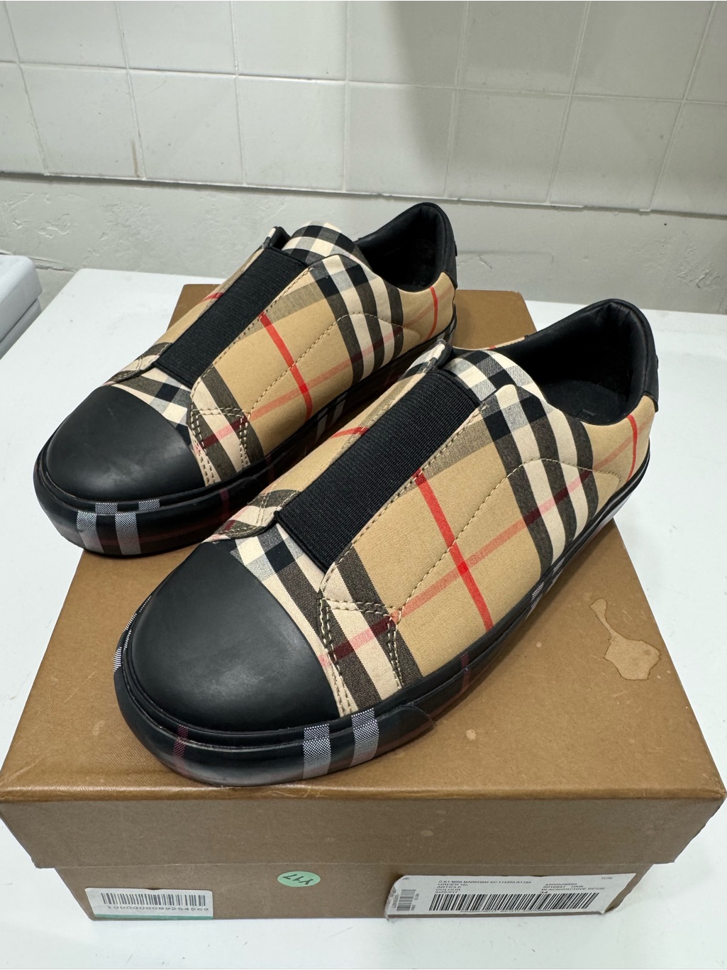 Burberry Classic Check Slip-On Sneakers In Beige And Black
